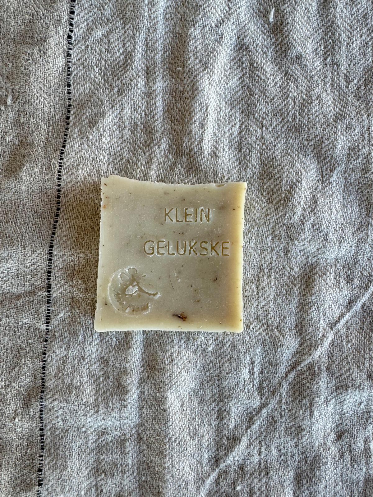 Zeepje beige KLEIN GELUKSKE