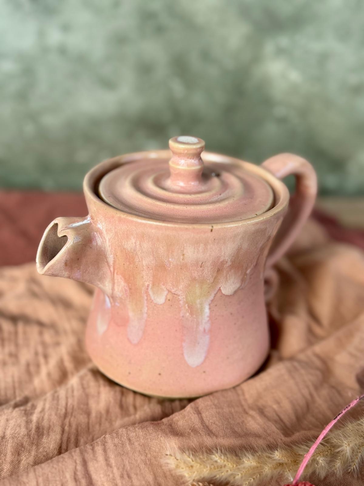 Theepot roze romantiek